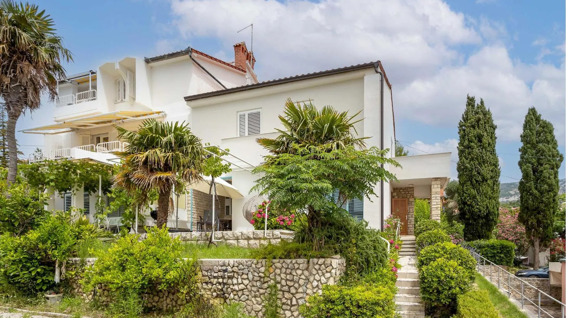Lovely Home In Banjol With House Sea View 0*,